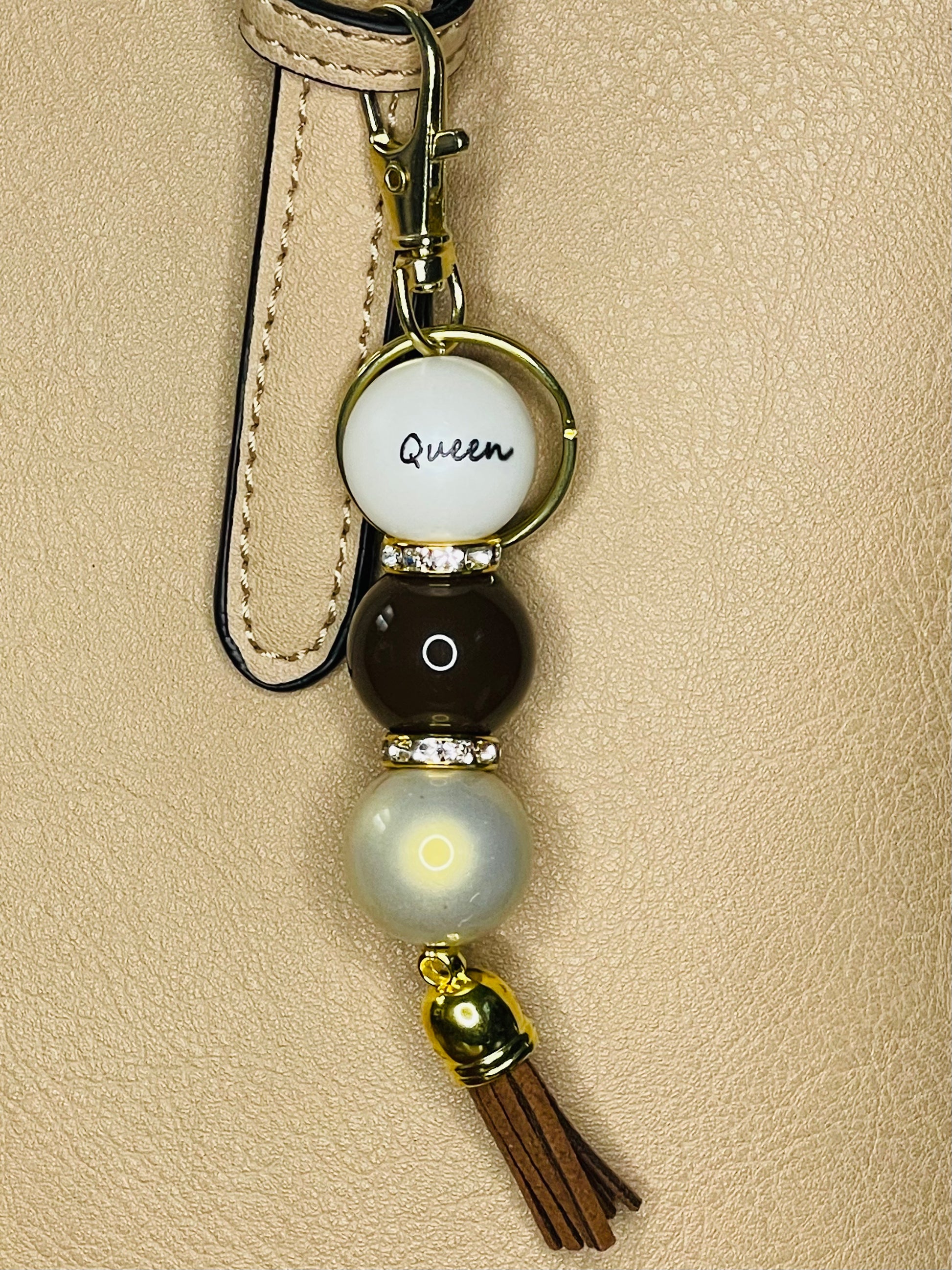 Queen Keychain – KayZee Designs